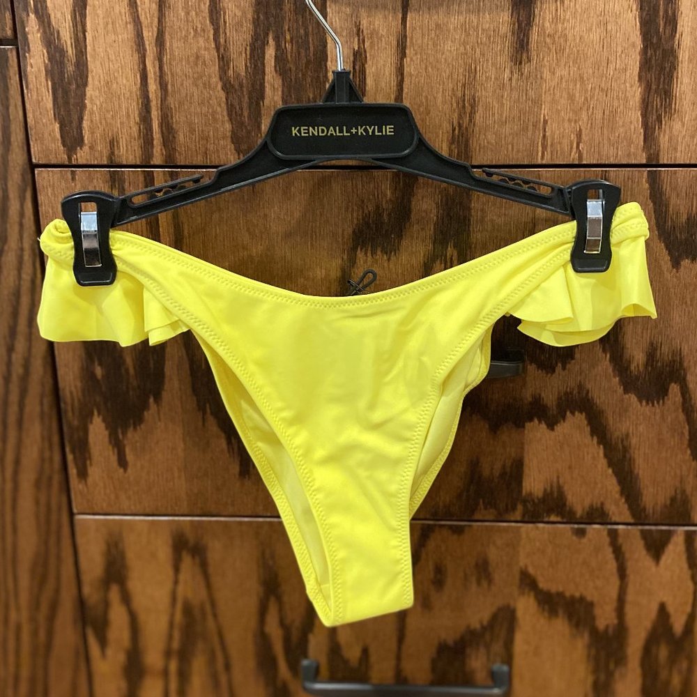 Kendall + Kylie - Bikini Ruffle Bottom Swimwear - Neon Yellow - Size S